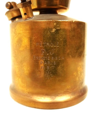 F.J. pétrole (Rebattet)